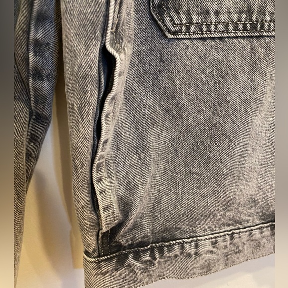 Calvin Klein Men’s Palmer Denim Utility Trucker Jacket NWT Gray Relaxed Fit M - Picture 15 of 15